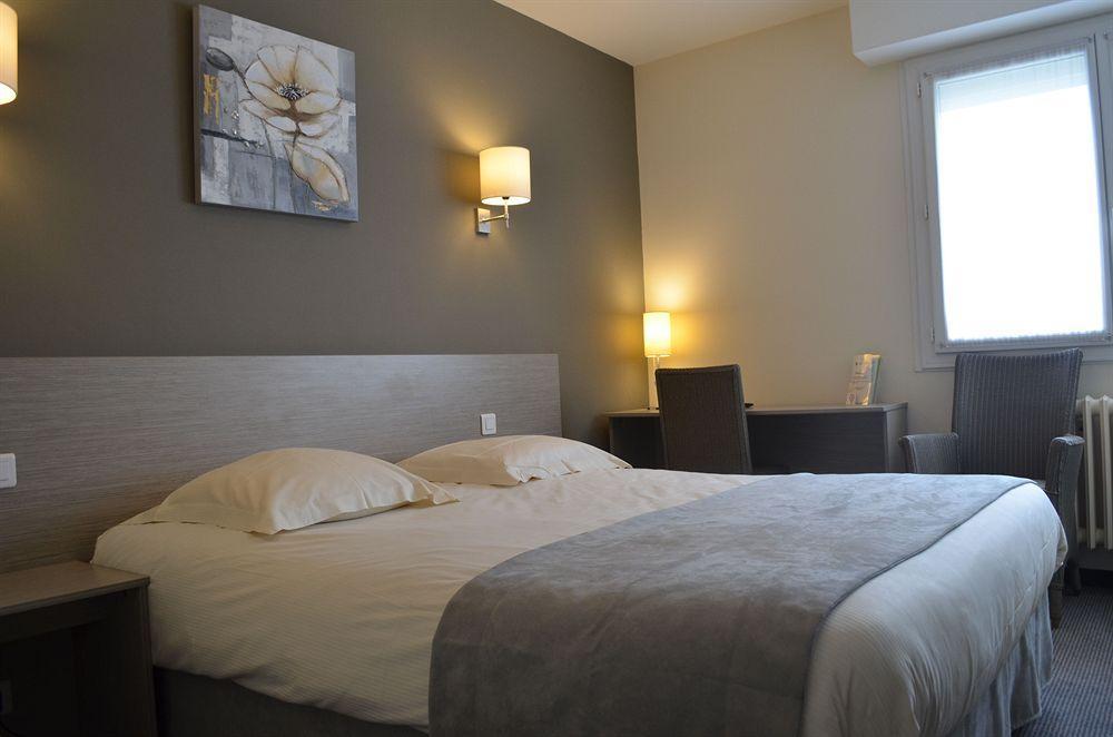 Park Hotel & Appartements Cholet Eksteriør bilde