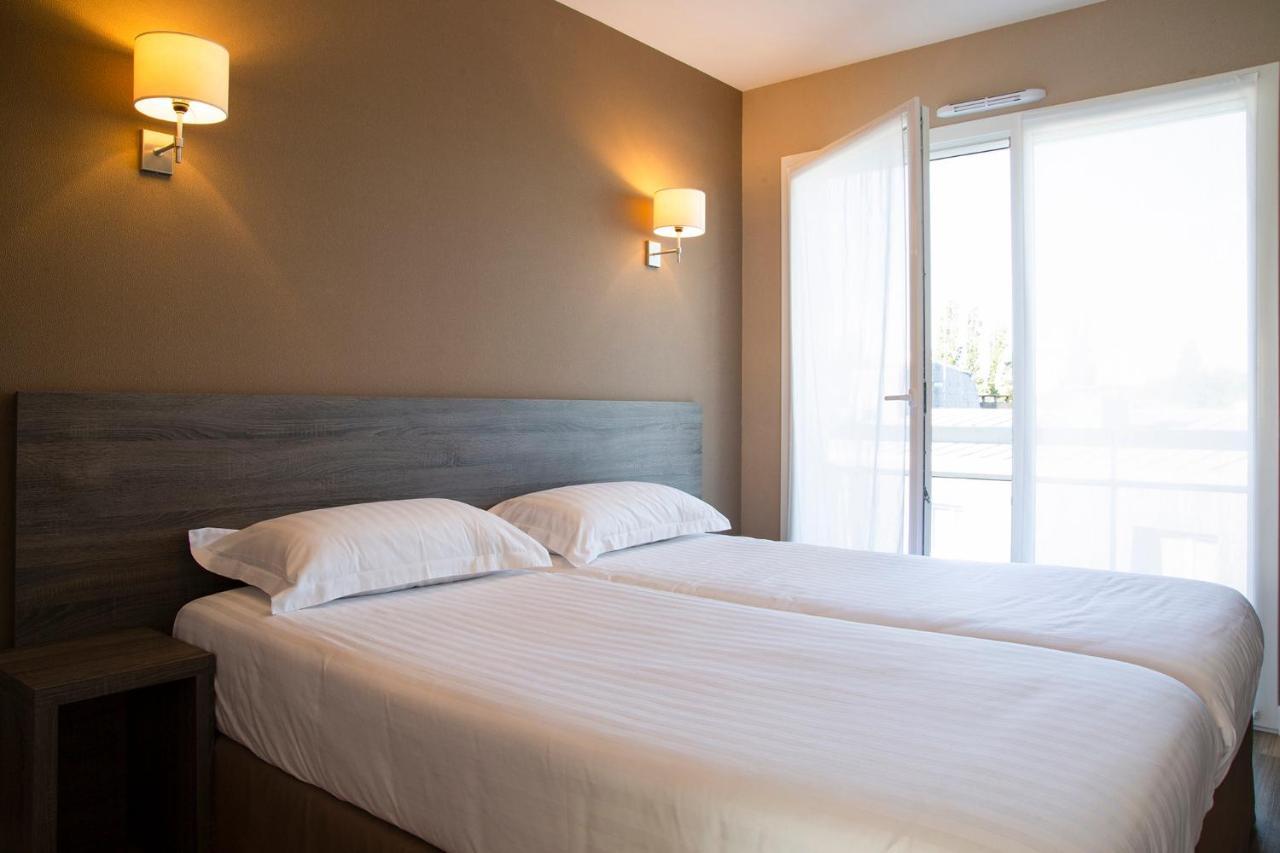 Park Hotel & Appartements Cholet Eksteriør bilde